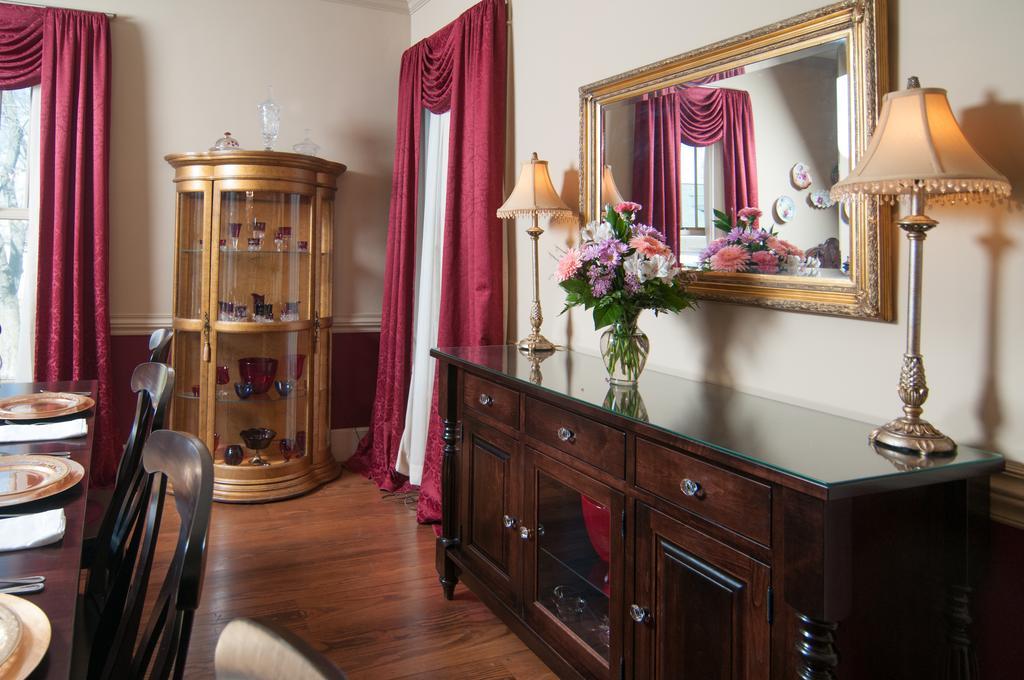 Greene Gables Inn White Hall Luaran gambar