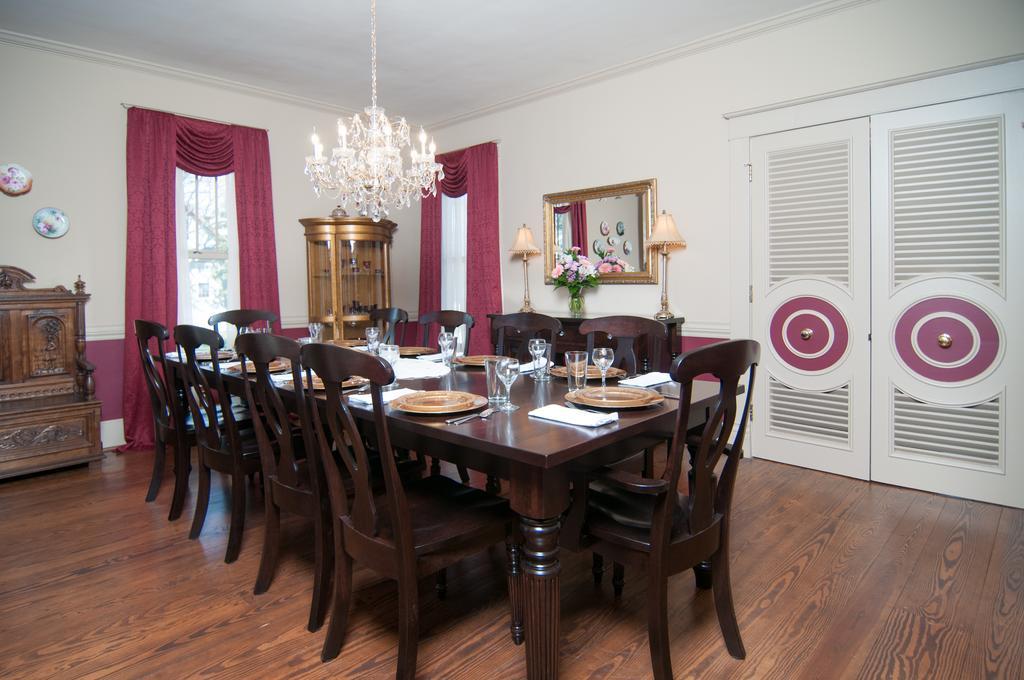 Greene Gables Inn White Hall Luaran gambar